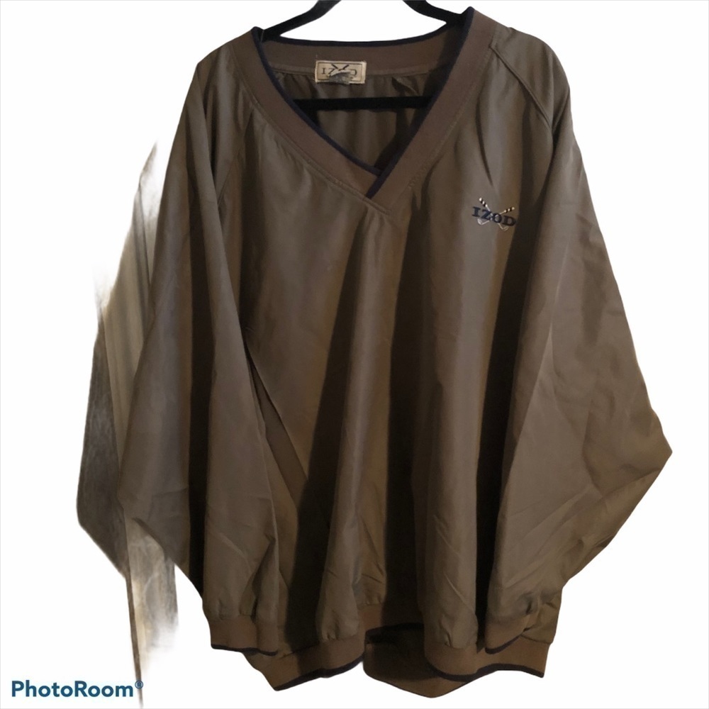 Izod Golf V-Neck Wicked Pullover Windbreaker
